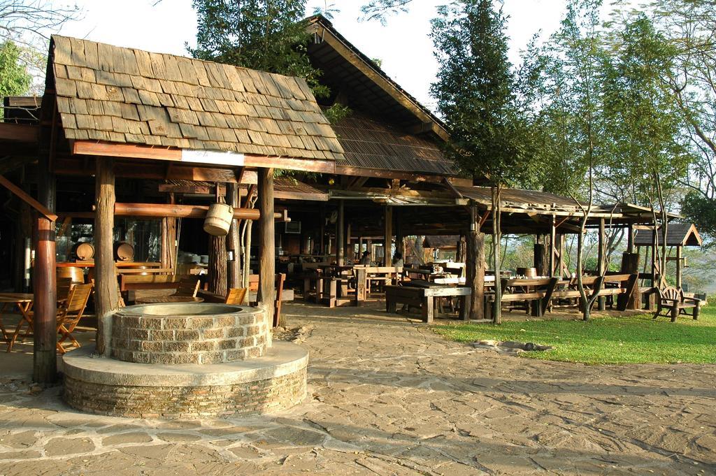 Village Farm And Winery Wang Nam Khiao Exterior photo